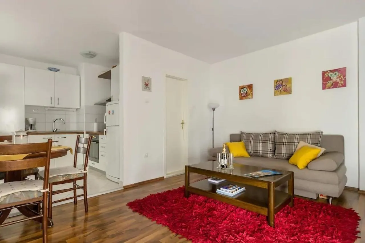 Apartment Deni Split